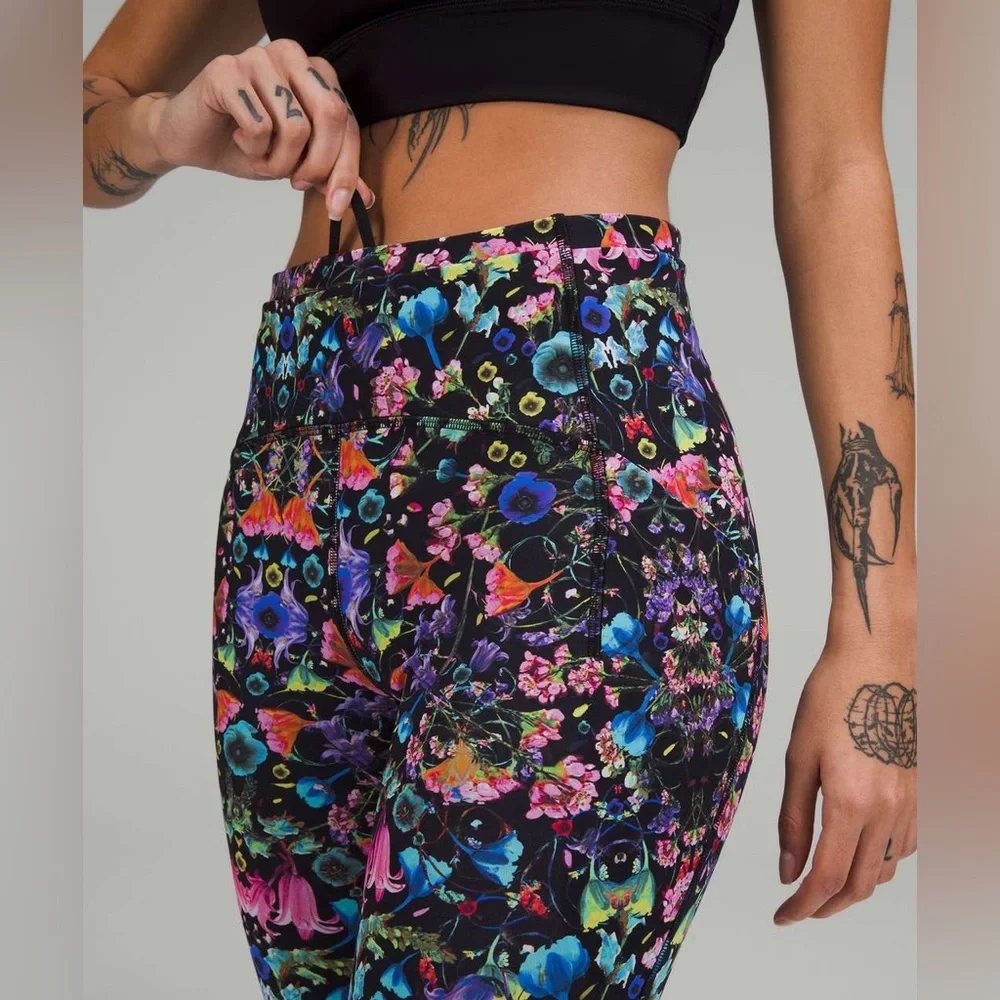 Lululemon Swift Speed High-Rise Tight 21” Flowerscope Black Multi Size‎ 2